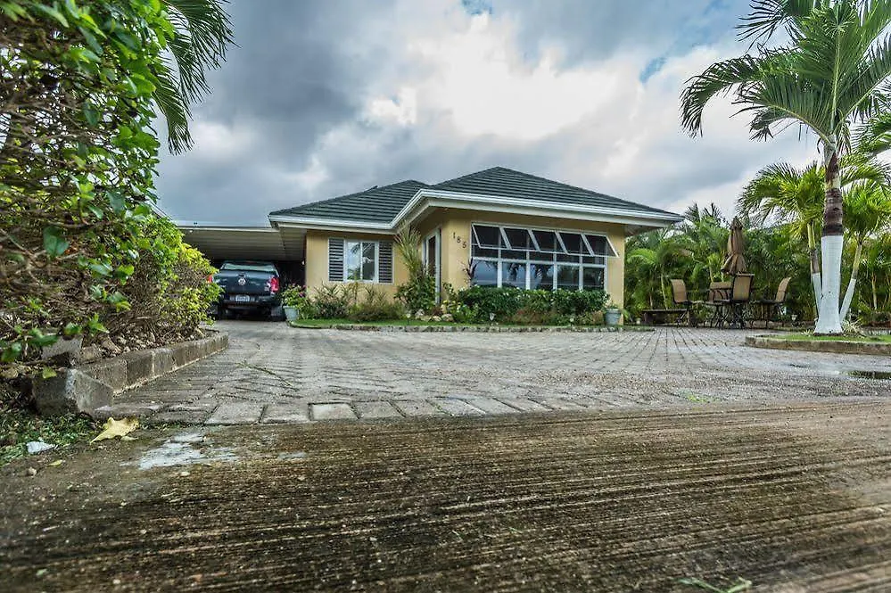Ocho Rios Getaway Villa At The Palms Saint Annʼs Bay